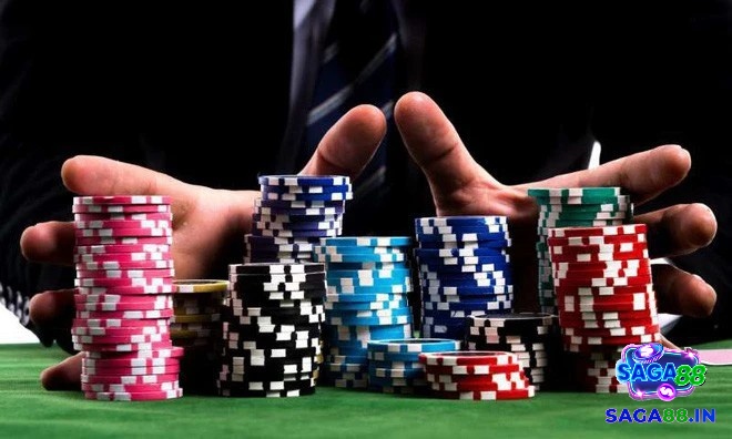 Tìm hiểu chi tiết về các thuật ngữ cơ bản trong trò chơi poker quốc tế nhé